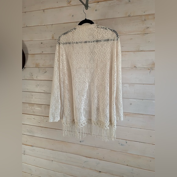 Ardene | White Crocheted Cardigan w Fringe - Picture 6 of 7